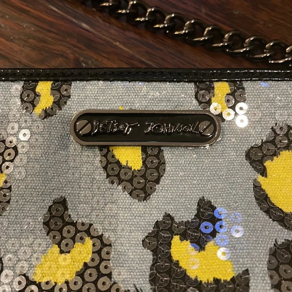 Gorgeous Betsey Johnson Sky Blue / Pale Yellow Sequined Bag - Picture 2 of 12
